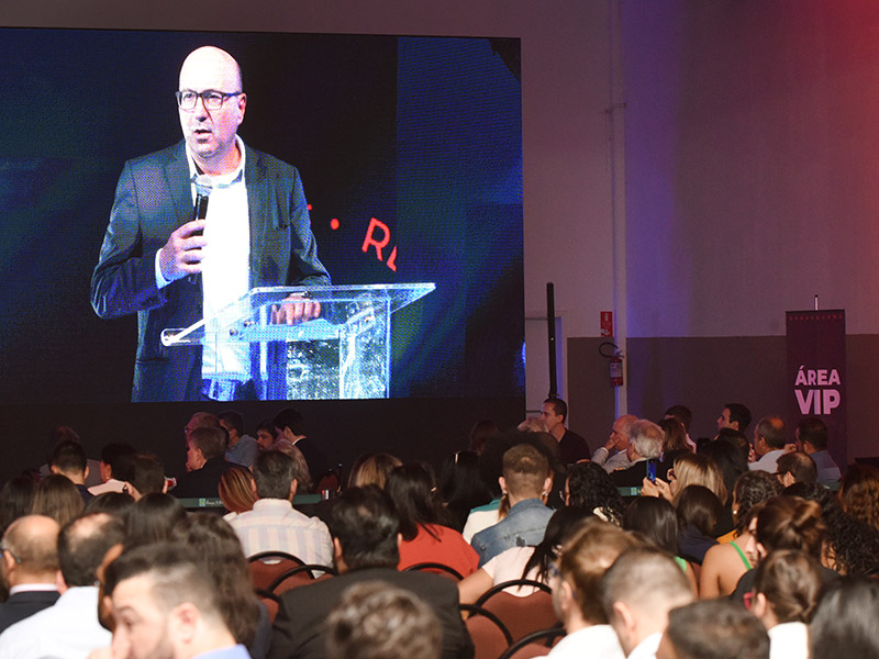 Dário fala na abertura do evento