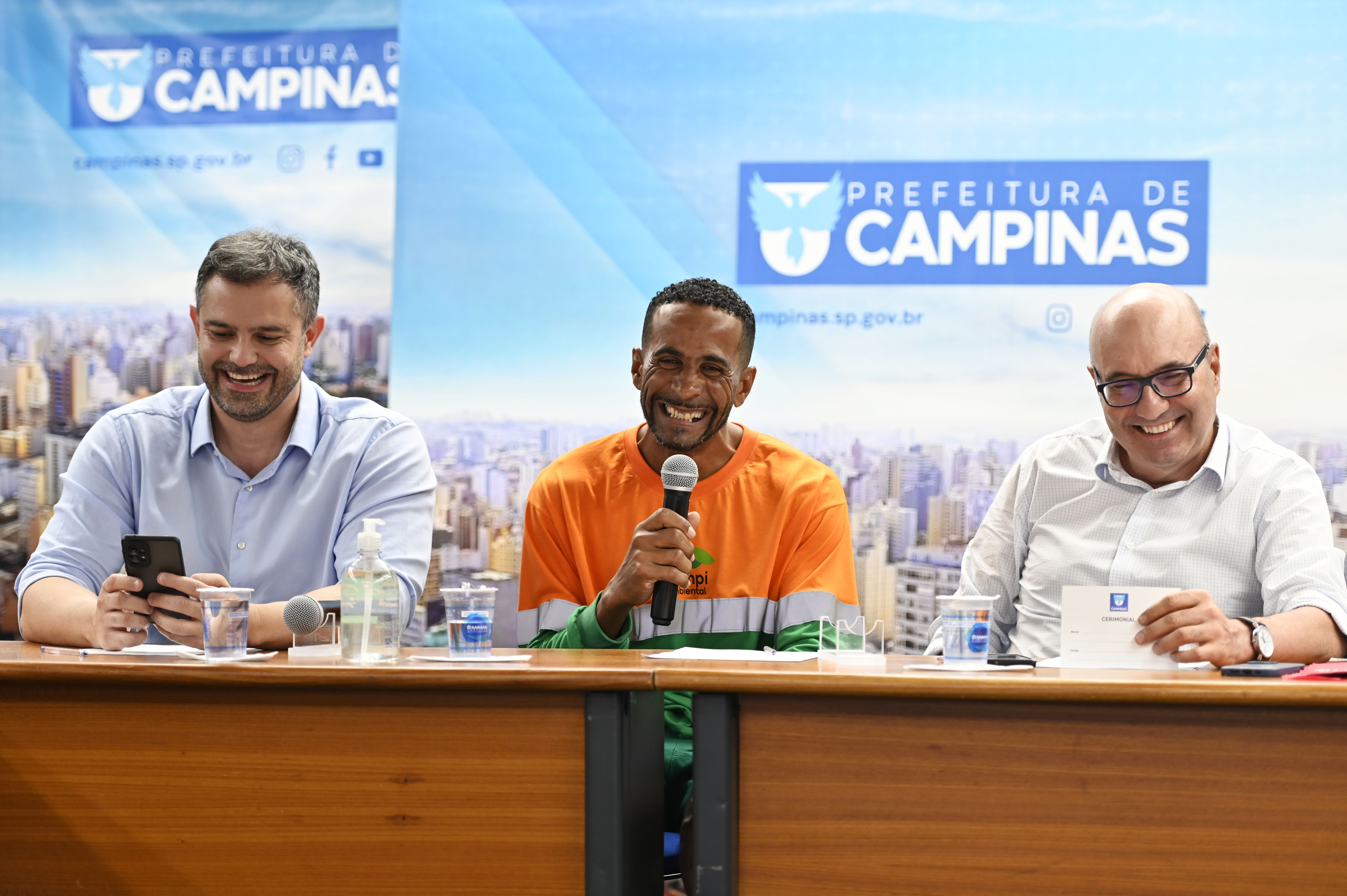 O secretário de Esportes, Fernando Vanin, Dário Saadi e Carlinhos