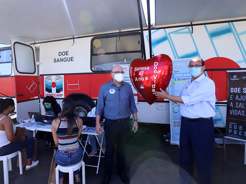 ... e também incentivou campanha de doação de sangue