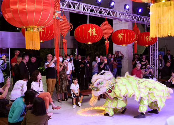 Apresentações típicas lembraram a cultura chinesa