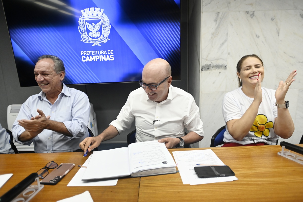 Prefeito deu posse aos novos integrantes que atuarão na gestão 2024/2026