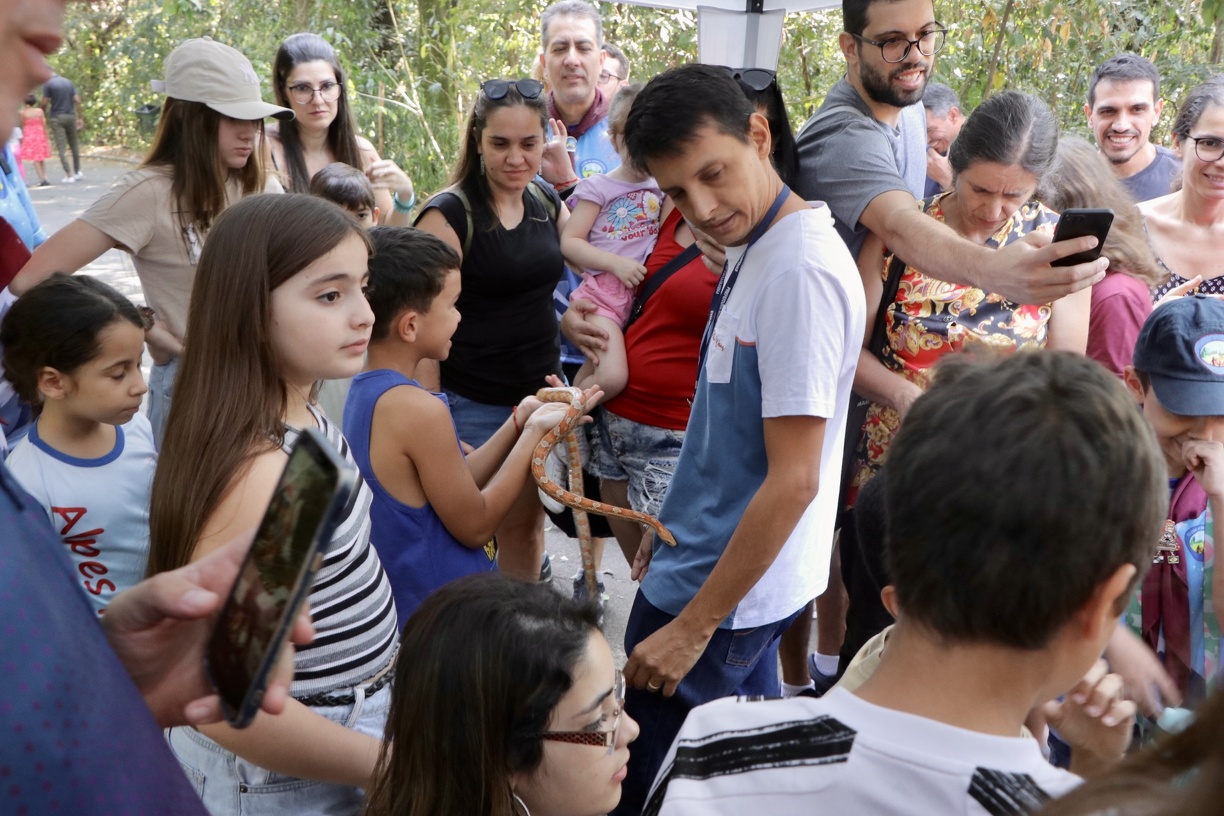 Sábado diferente para crianças e adultos 