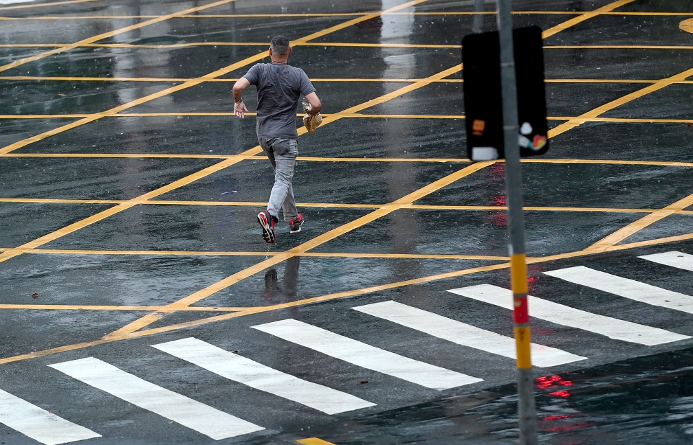 Carlos Bassan Todos os parques públicos estão fechados desde às 8h desta sexta-feira