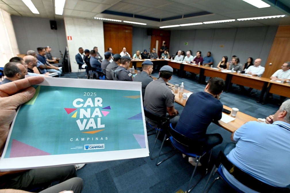 Carlos Bassan Reunião nesta quinta-feira, 23, foi o pontapé inicial para os preparativos do Carnaval de Campinas em relação à segurança