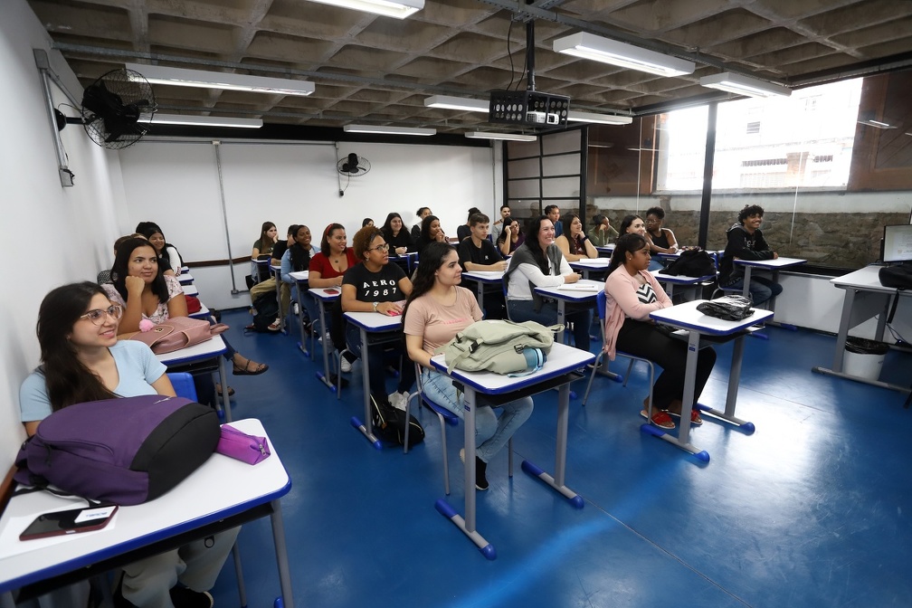 As matrículas deverão ser feitas de forma presencial, na unidade onde o curso está disponível