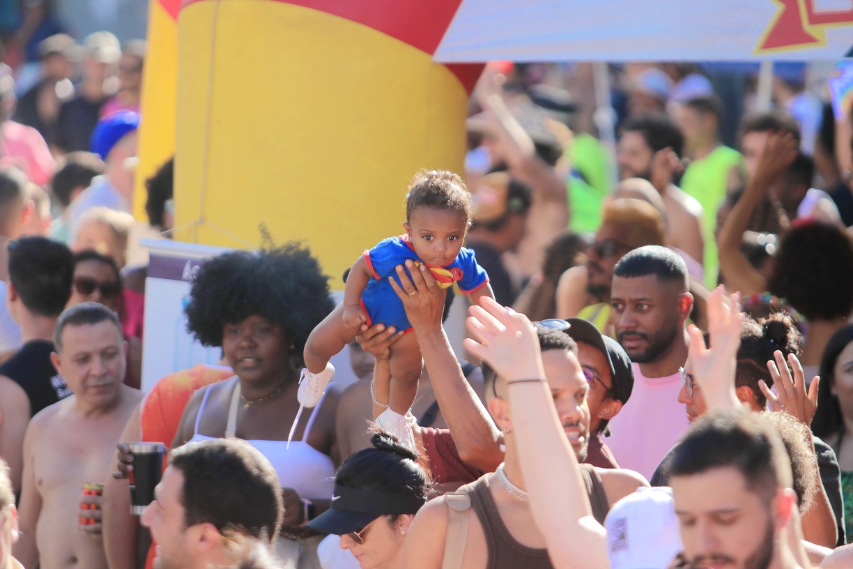 Firmino Piton Festa reuniu 250 mil foliões de todas as idades