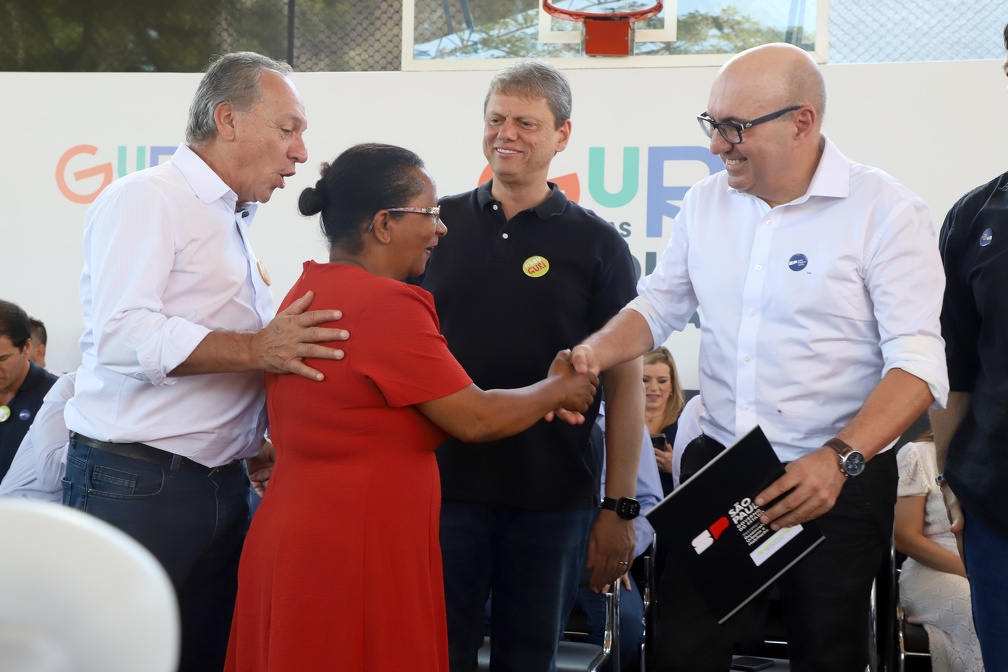 Fernanda Sunega Governador destacou importância da conquista do sonho da casa própria