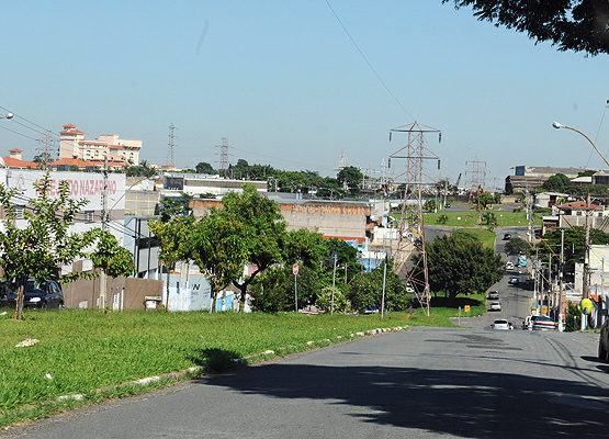 Avenida é uma das mais movimentadas da cidade