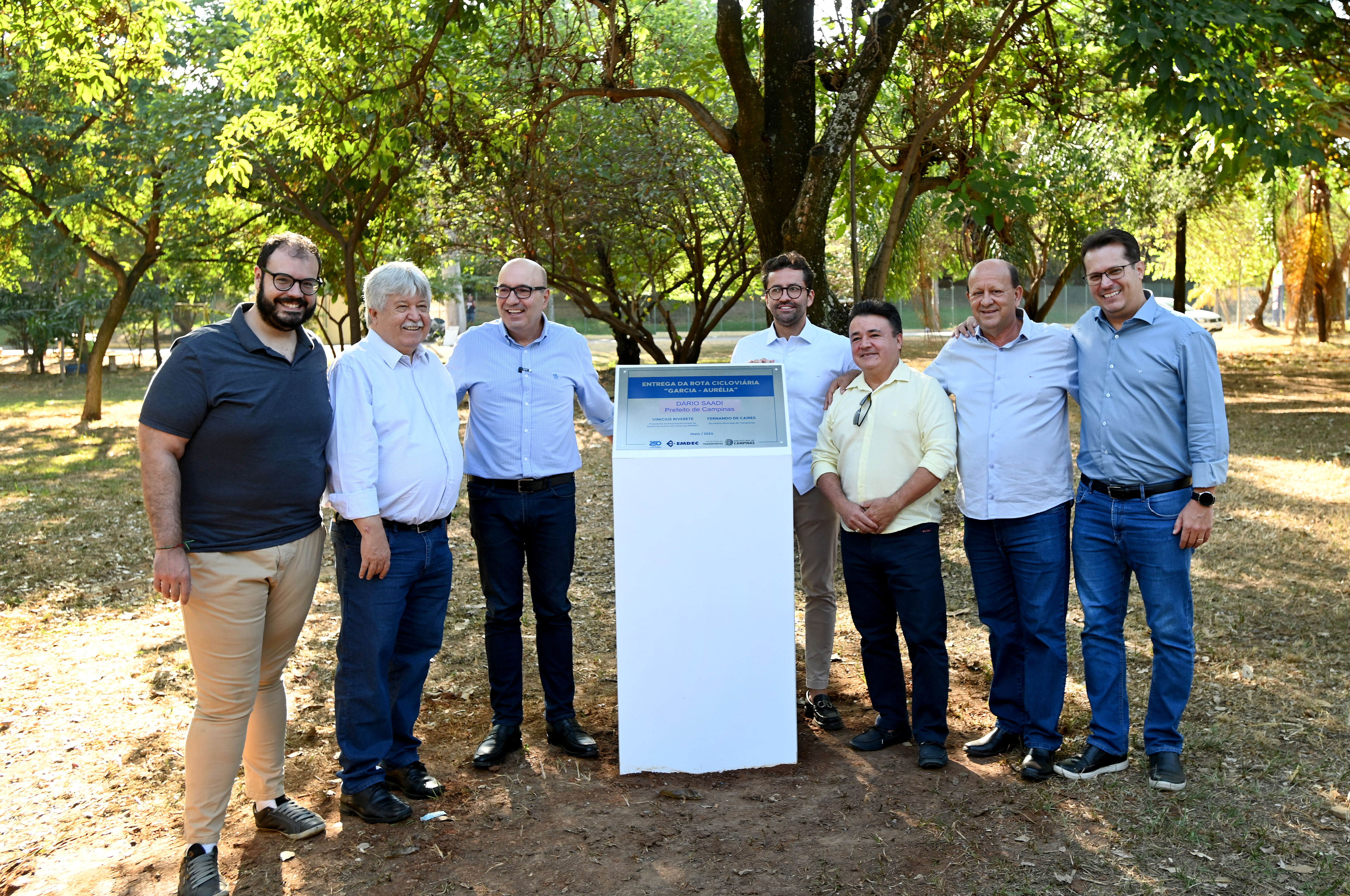 Descerramento da placa de inauguração