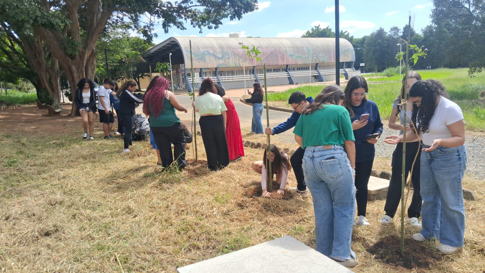 Divulgação Coletivo estudantil Ecocidadão participou ativamente das atividades com foco na sustentabilidade e na celebração do Dia da Mãe Terra