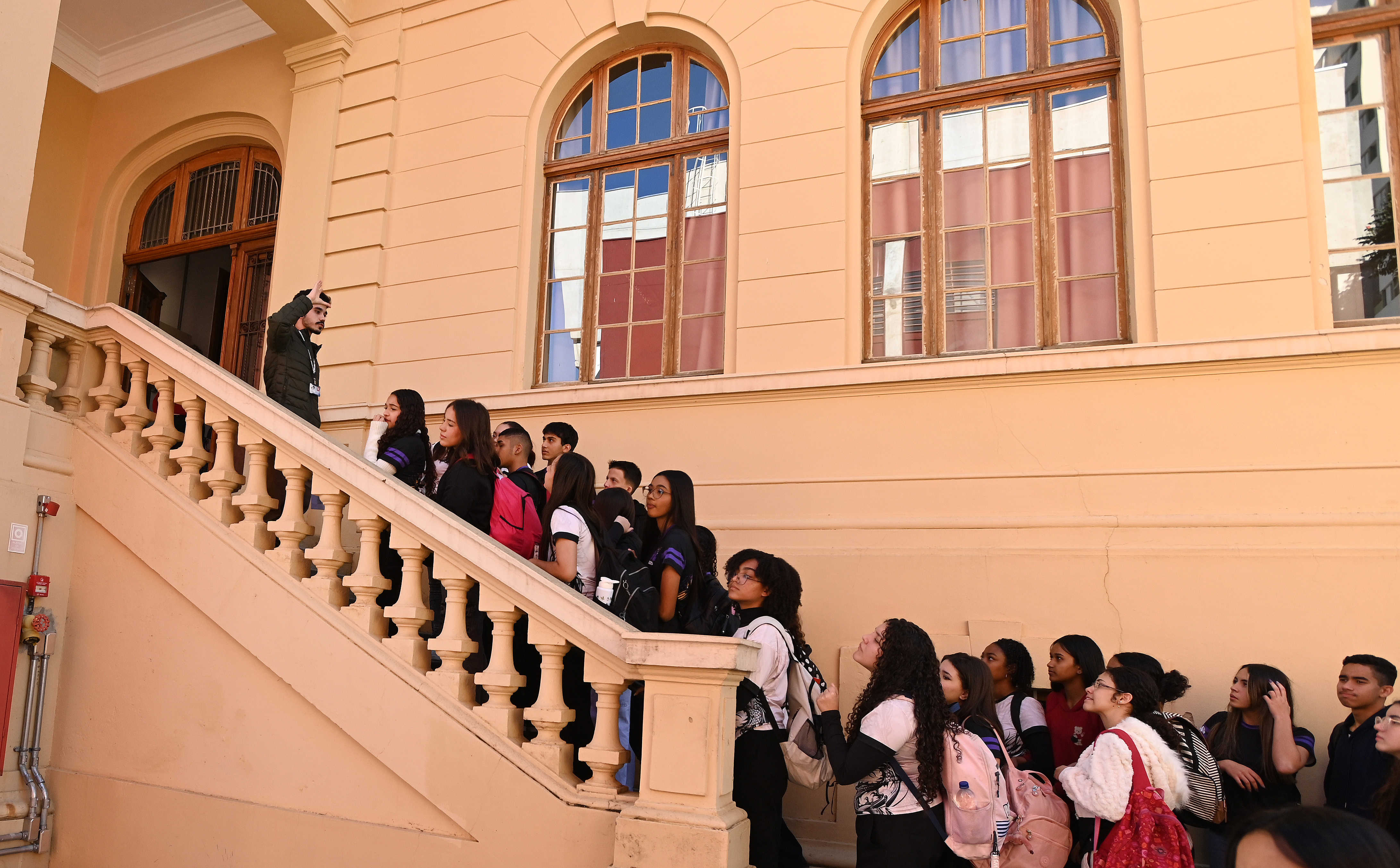 Alunos chegam ao Cotuca 