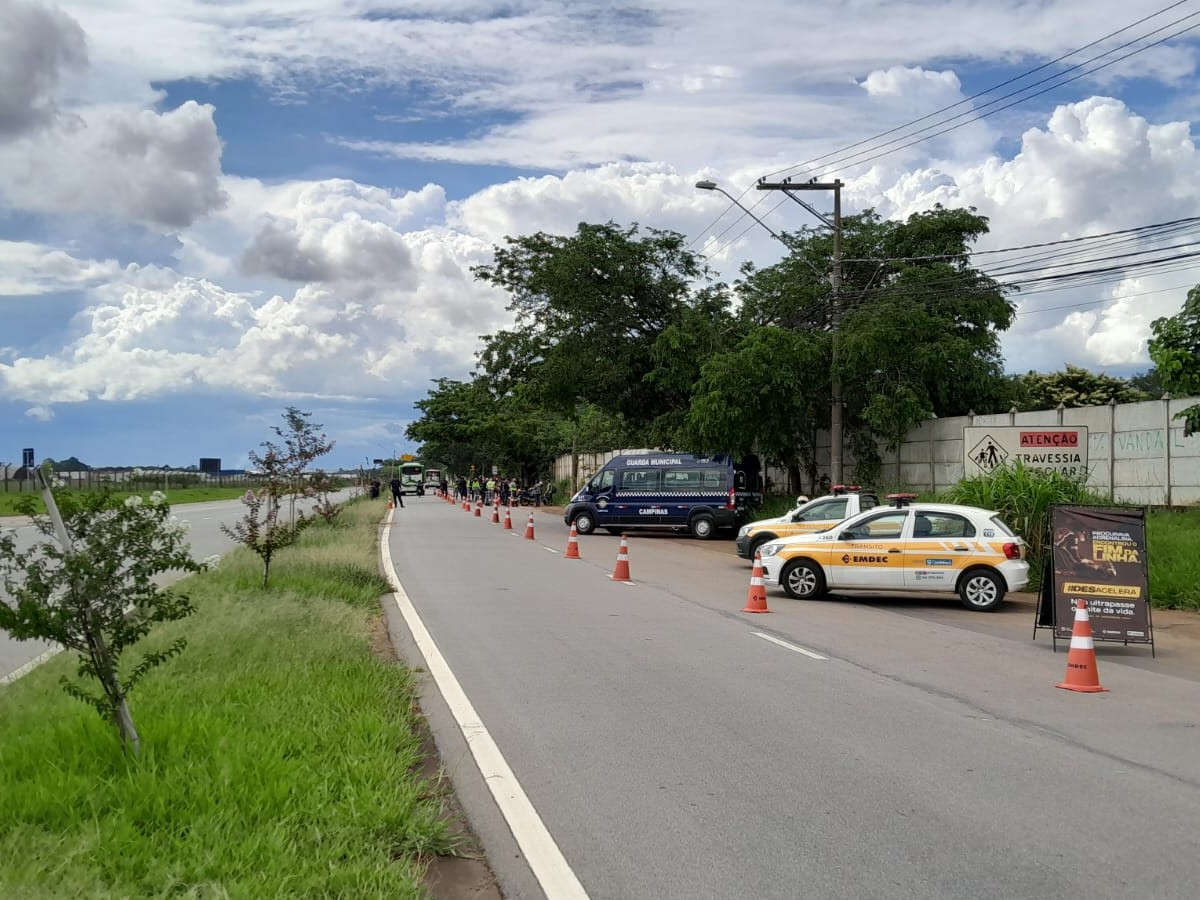 Operação na avenida Cônego Roccatto