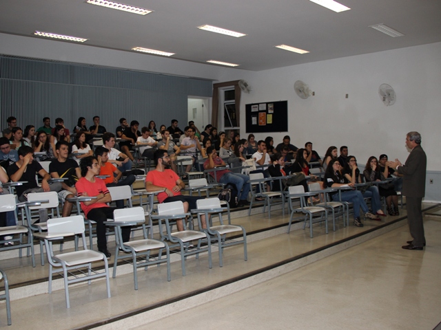 Secretário Barreiro fala na 16ª Semana Integrada do Ceatec