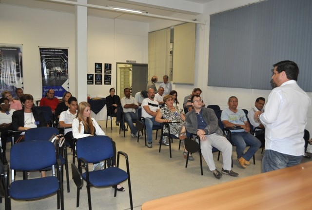 Representantes das Jaris tomam posse