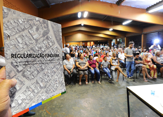 Entrega marca  o aniversário de 58 anos da Cohab Campinas, referência no Brasil em regularização fundiária