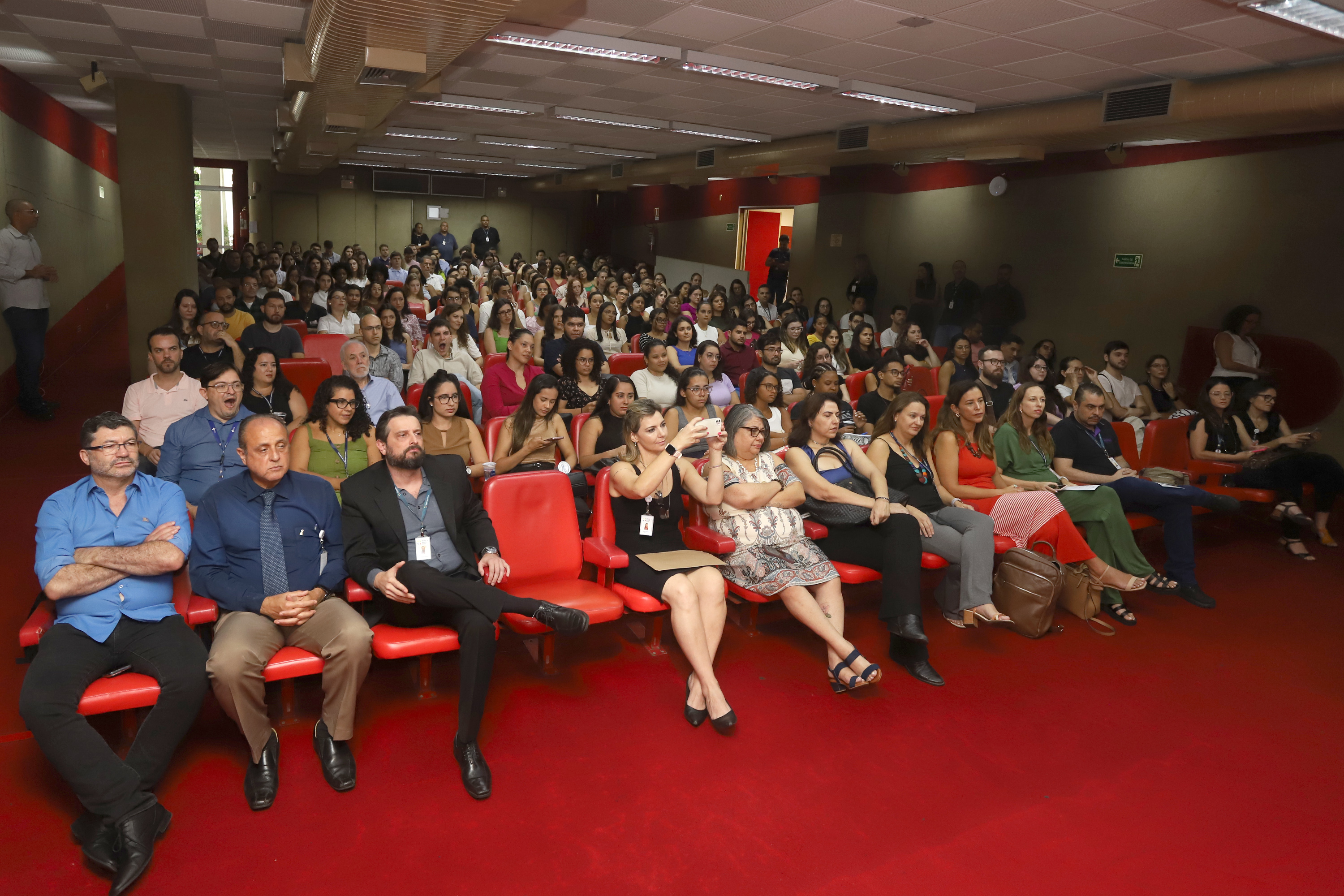 Equipe de médicos e multiprofissional irá atuar em todos os níveis da rede de saúde