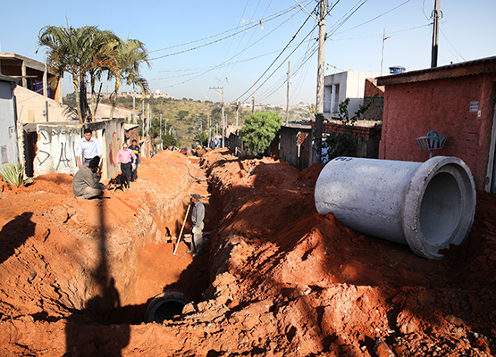 Obra de galeria pluvial no Pq. Eldorado dos Carajás