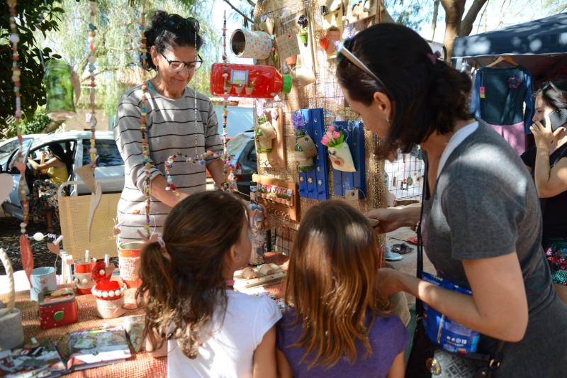 Barracas oferecerão hortifrútis, gastronomia, artesanato e mudas de plantas