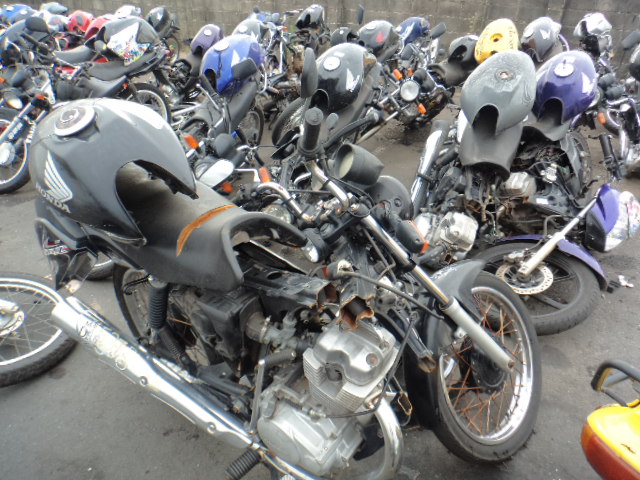 Nova medida, de serrar as motos leiloadas, pretende que os veículos sejam usados em ações criminosas