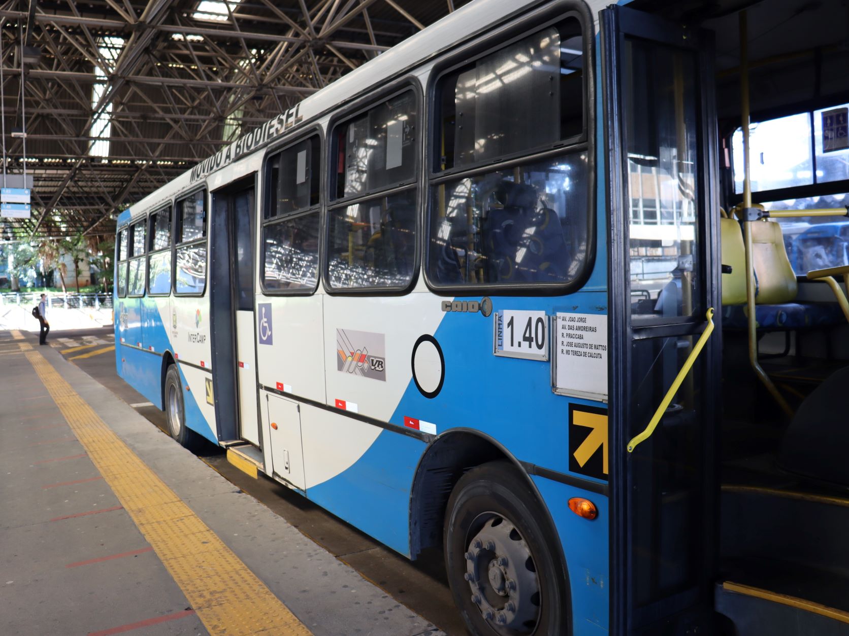 A linha 140 é uma das que passarão a embarcar e desembarcar no Terminal após as 20h