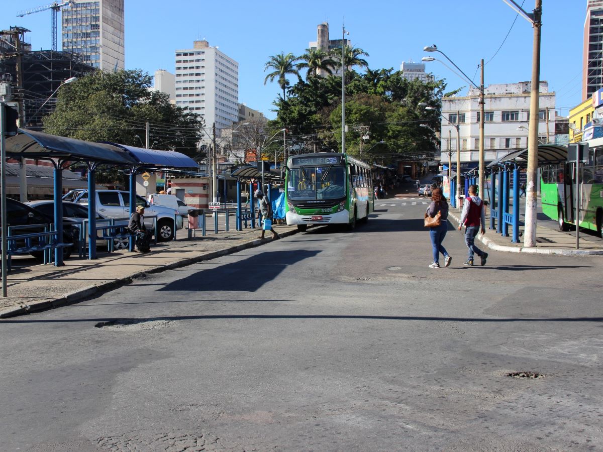 Terminal Mercado III: nove linhas de ônibus deixam de atender o local