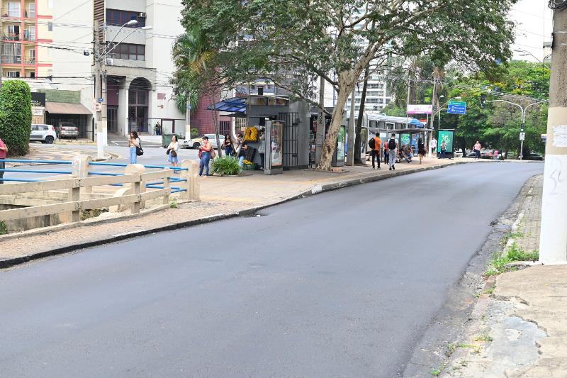 Trecho da Anchieta recapeado fica próximo à avenida Orosimbo Maia