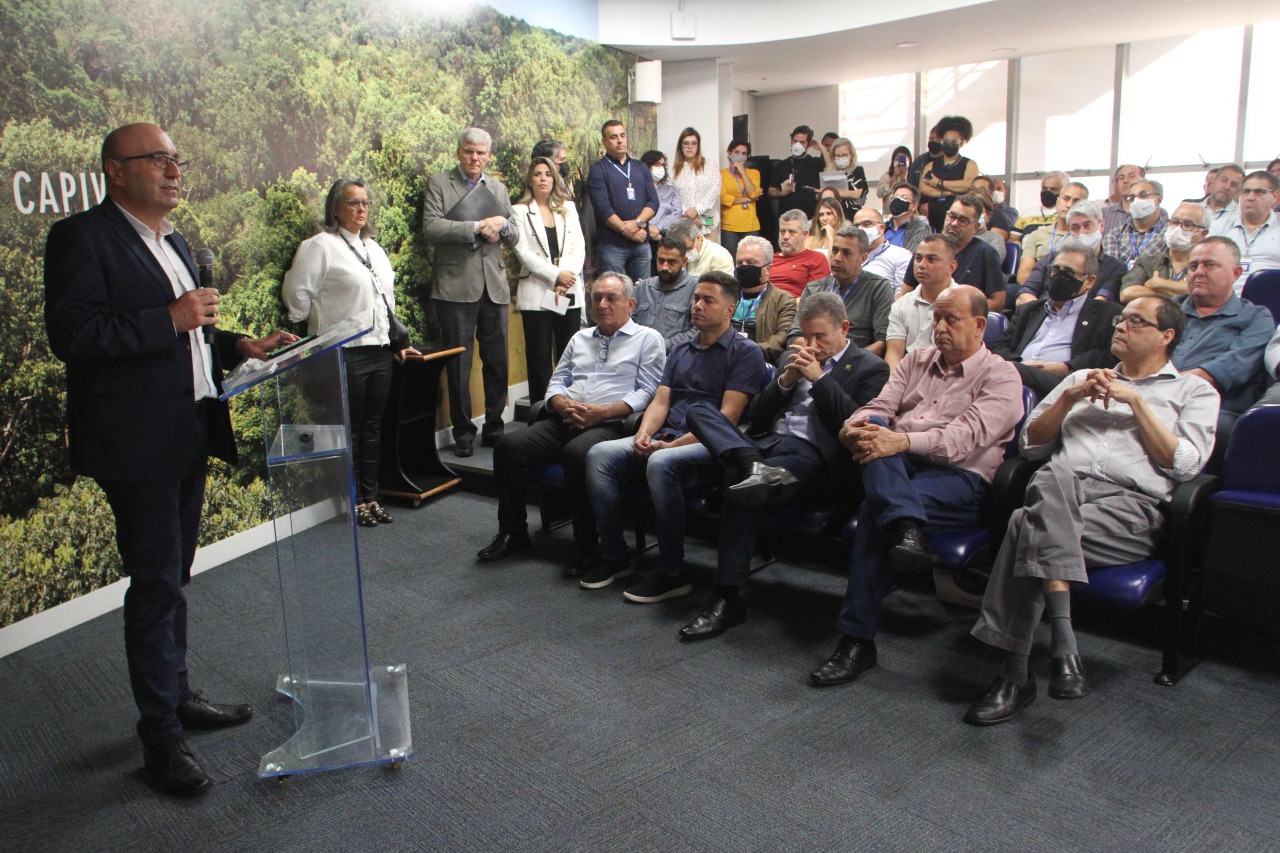 Abastecimento de água é um dos desafios da metrópole, segundo prefeito