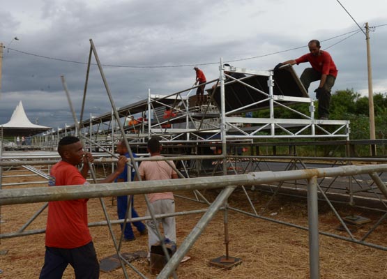Montagem das arquibancadas