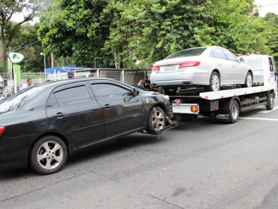 Carros foram levados ao Pátio Municipal