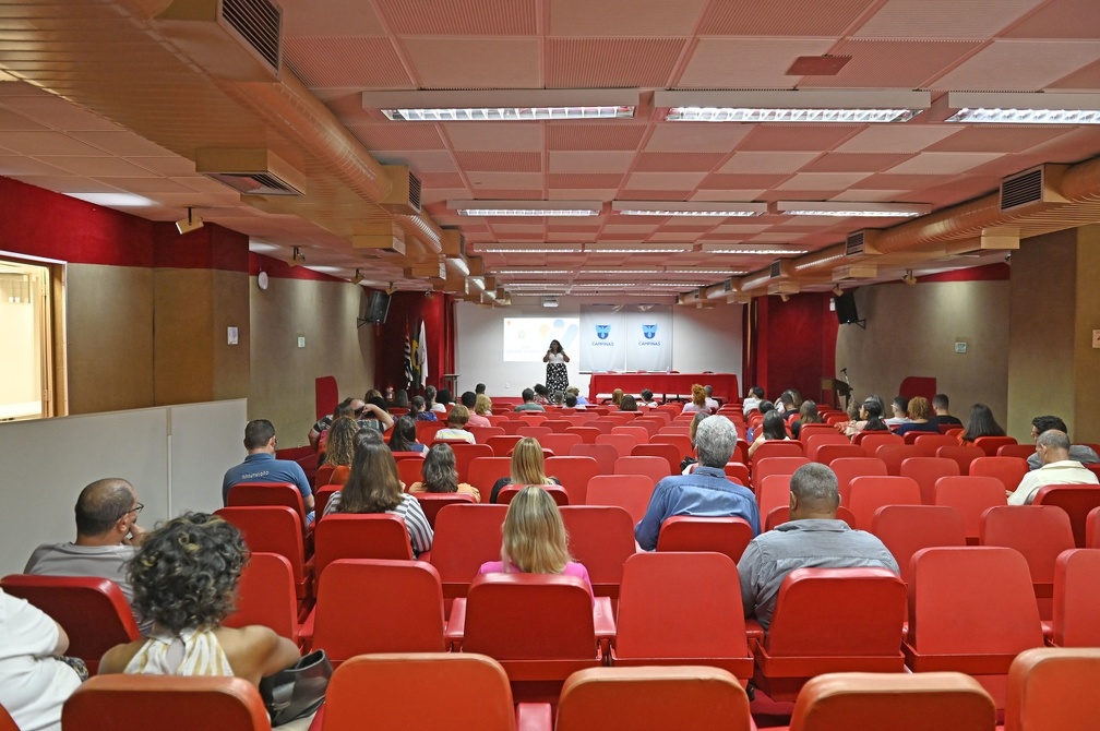 Gestores do Vibe durante reunião desta quinta-feira