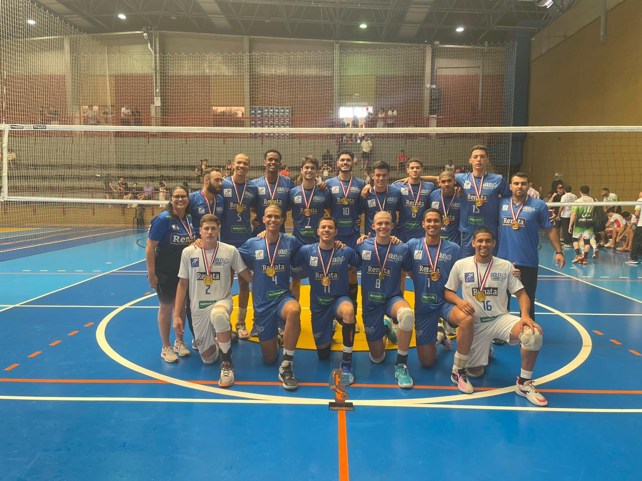 Equipe do Vôlei Renata sub 21 foi ouro ao vencer final por 3 sets a 1