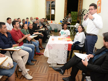 Secretário de Habitação, Vinicius Riverete: reunião com representantes da Omecc