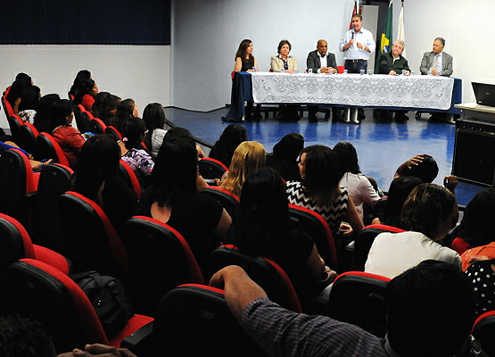 Prefeito fala durante evento