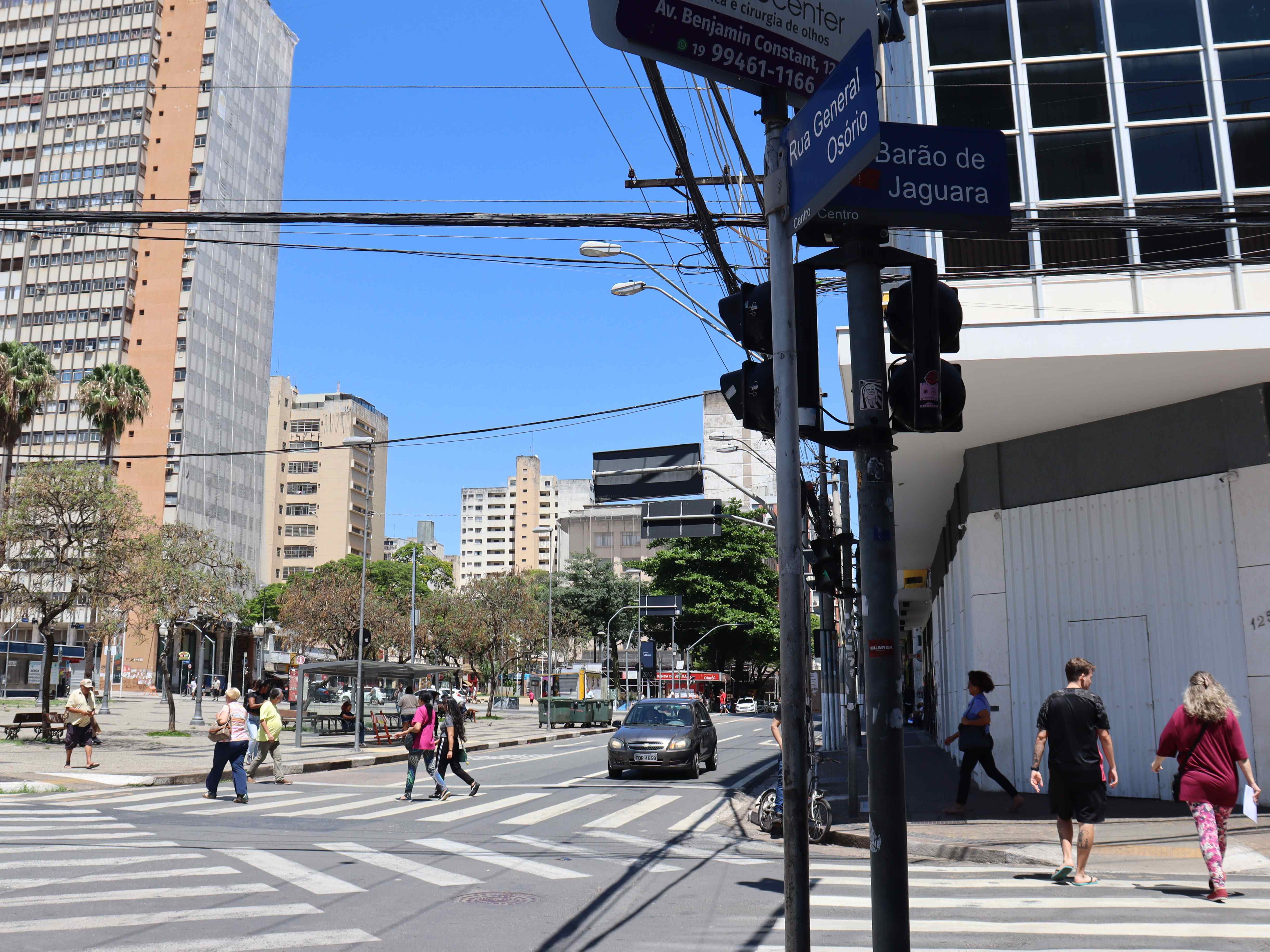 ... a rua Barão de Jaguara