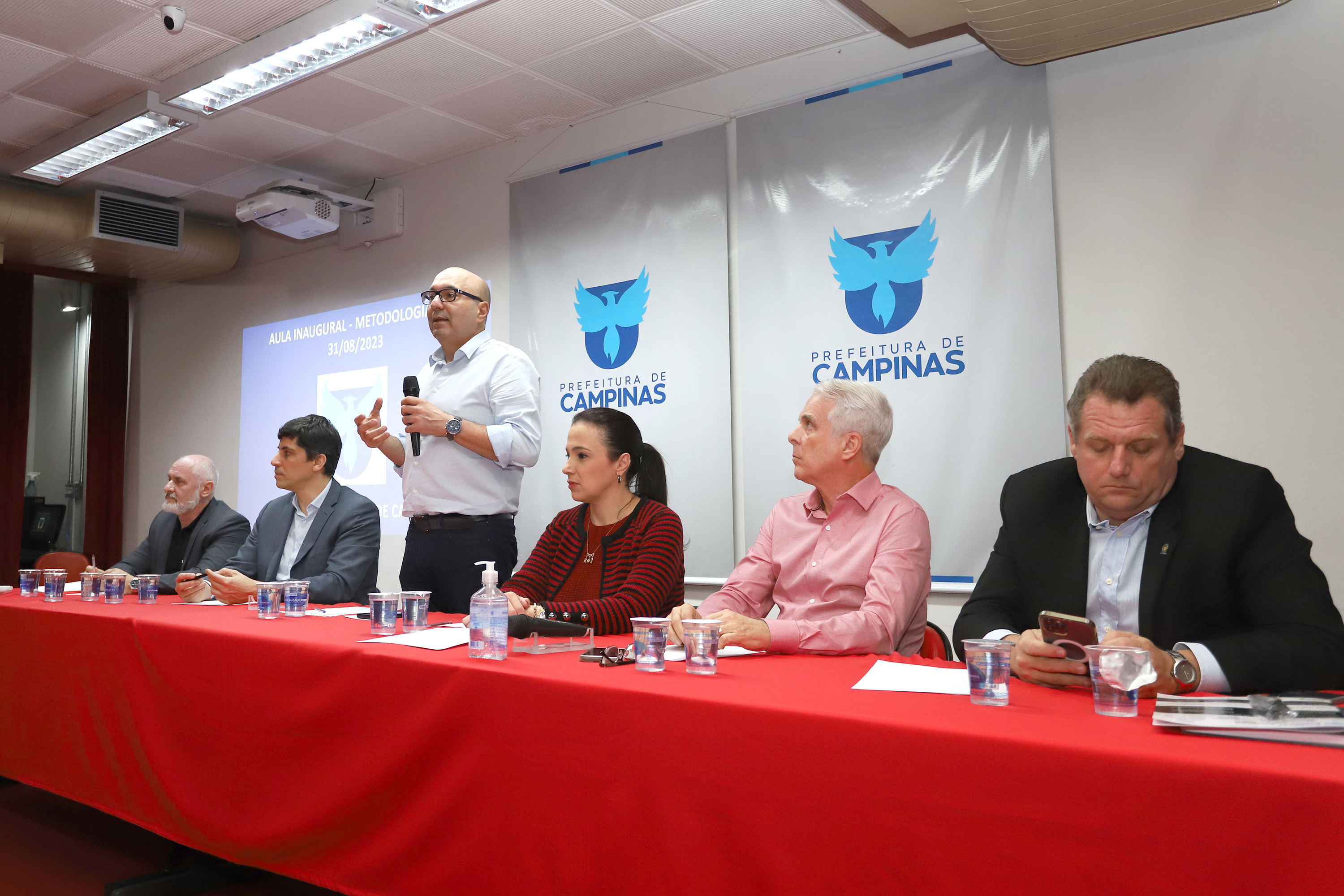 Evento foi realizado no salão vermelho