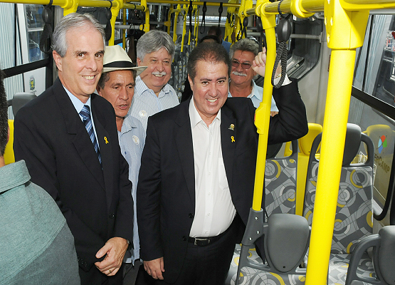 Viagem inaugural ao lado do secretário