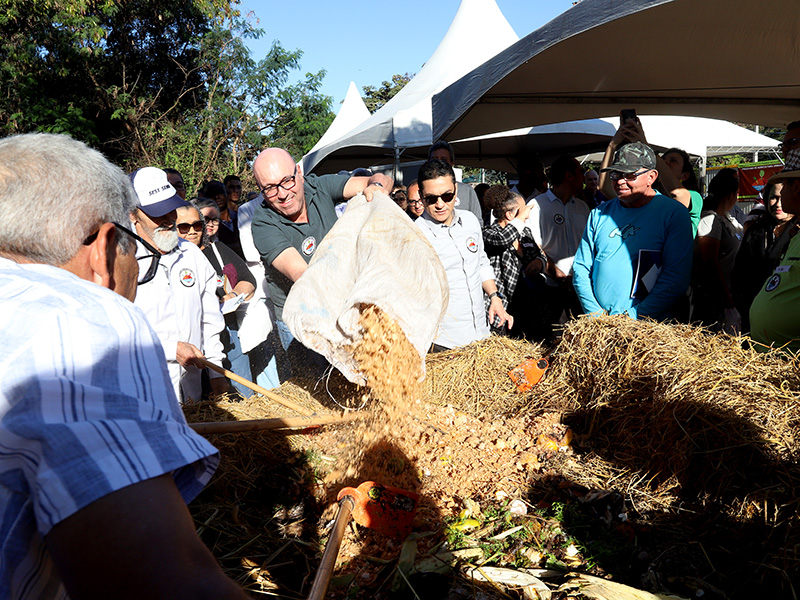 Adubação será com composto orgânico