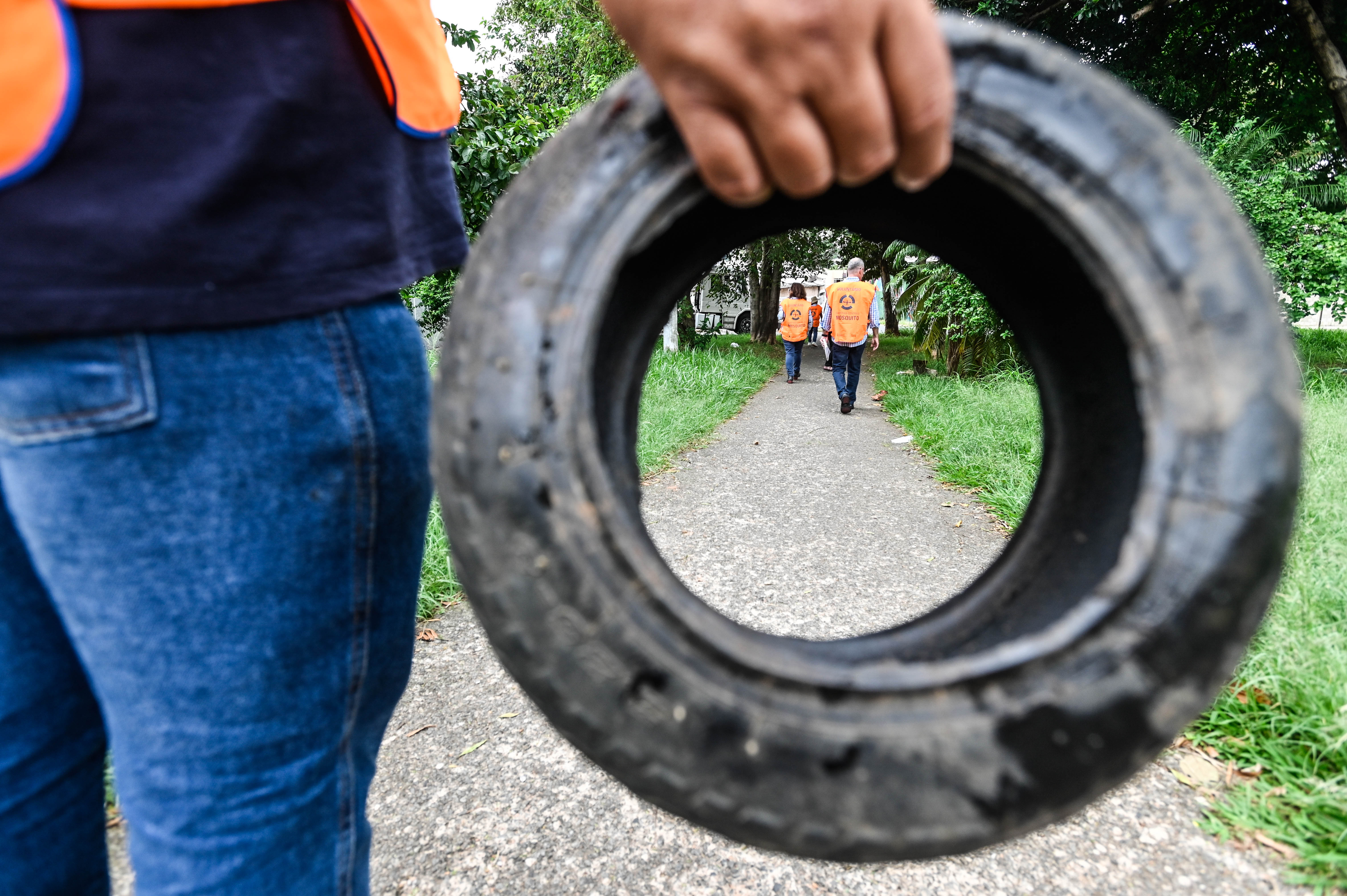 Atividade focou na fiscalização e conscientização dos moradores