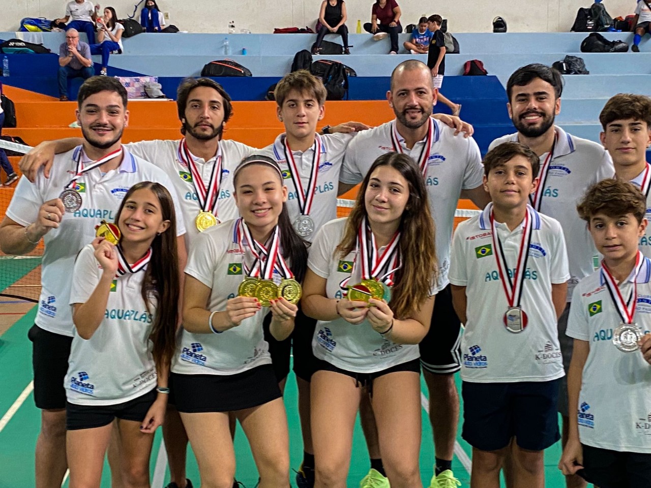 Atletas do Badminton da Fonte São Paulo conquistam ouro no masculino e feminino