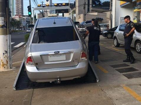 Carro apreendido em Campinas