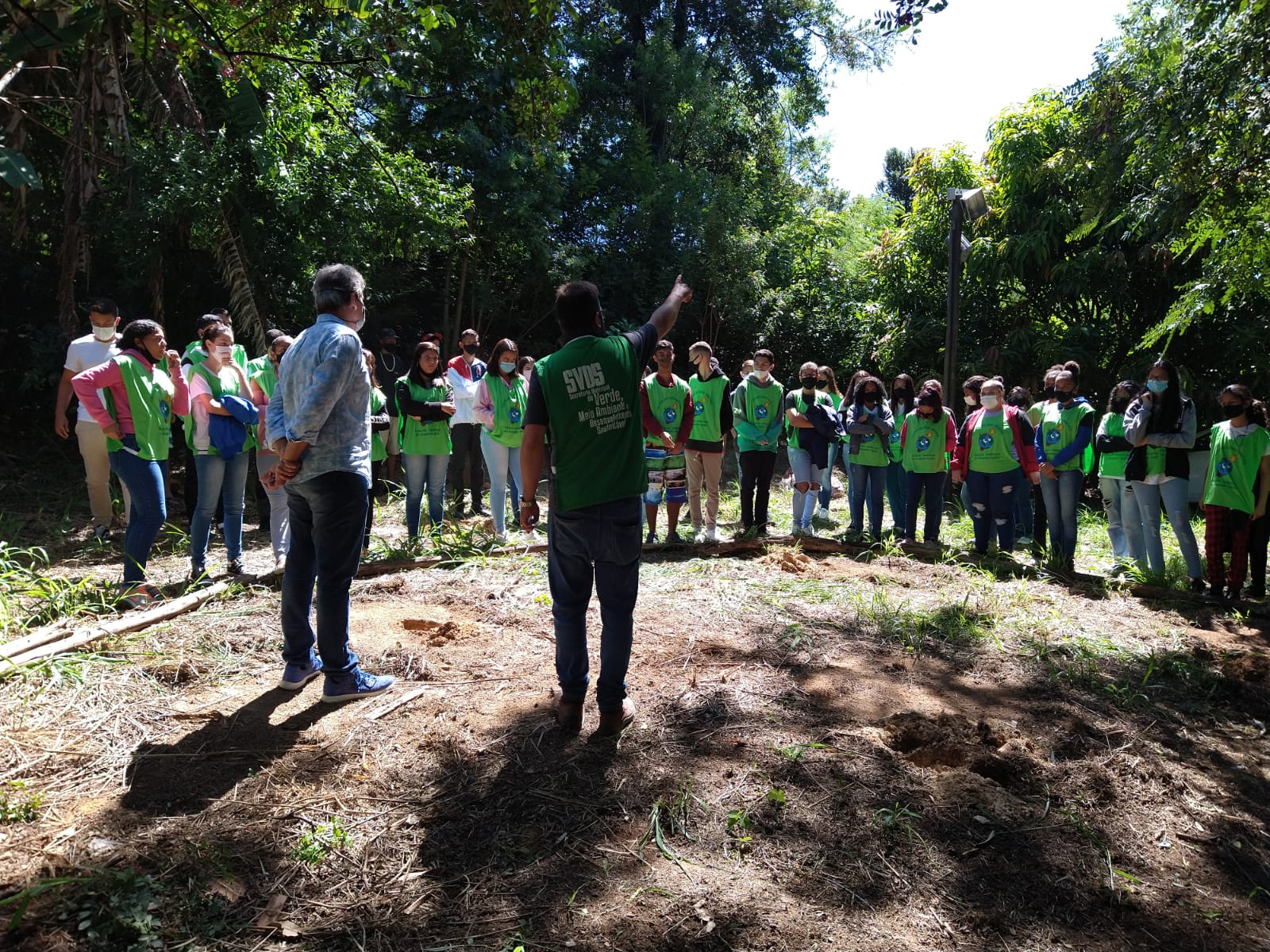 SVDS desenvolve atividade com estudantes no Dia da Árvore de 2022