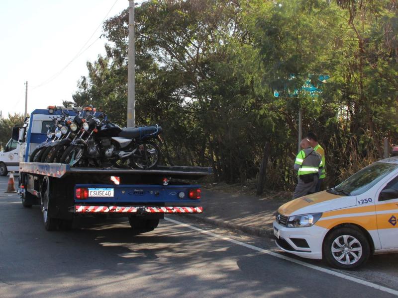 Oito motos foram recolhidas ao Pátio Municipal