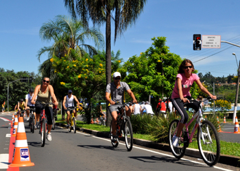 Ciclistas devem usar equipamento de segurança