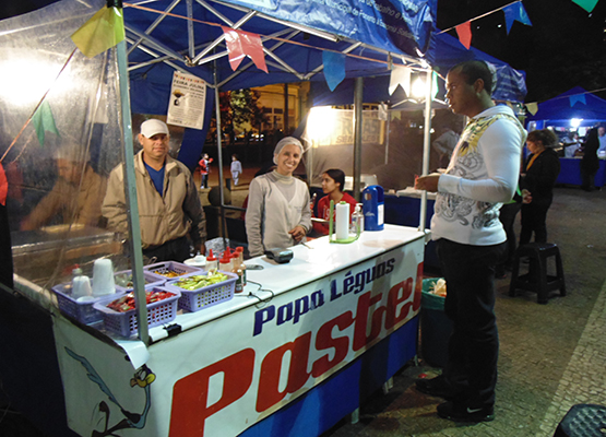 Feira ajuda a ampliar renda dos participantes