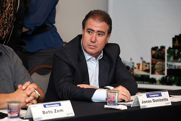 Fernanda Sunega Prefeito participou da 172ª reunião