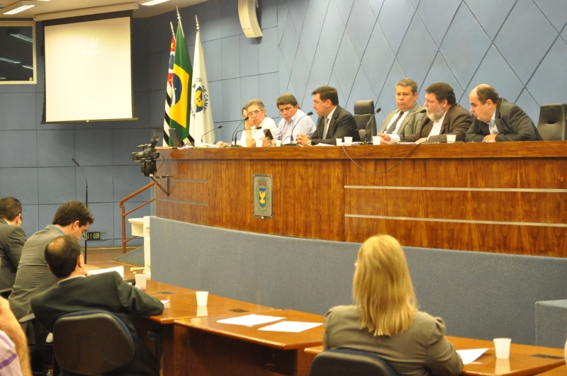 Secretários municipais participam da audiência pública sobre subsídio para o transporte público