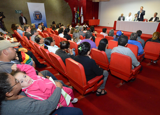 Público acompanha evento no Salão Vermelho