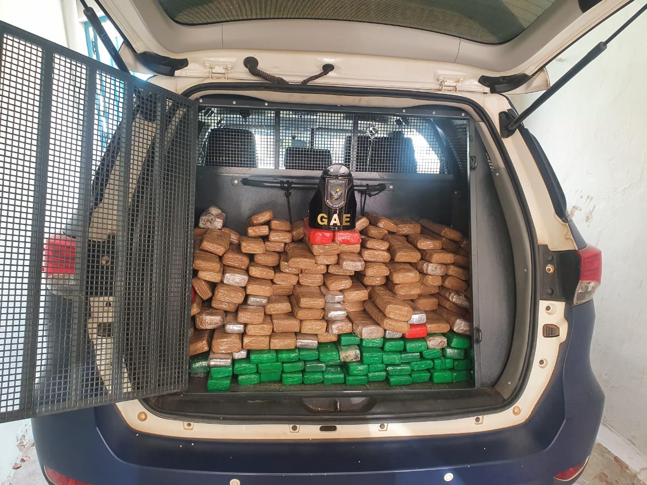 Material apreendido foi encaminhado para o 1º DP da Polícia Cívil