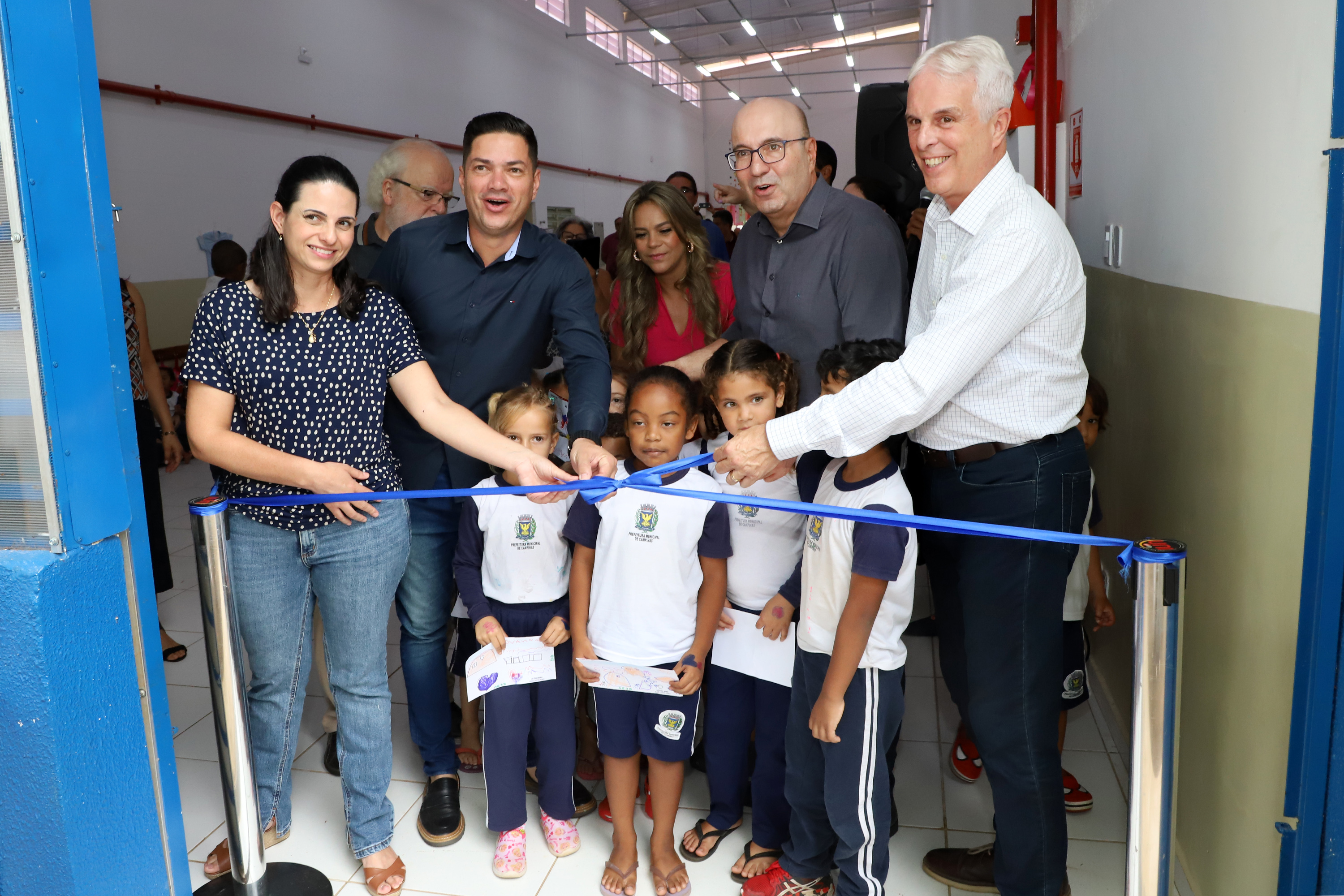 Pequenos futuros cidadãos participaram do momento de inaugurar oficialmente a unidade