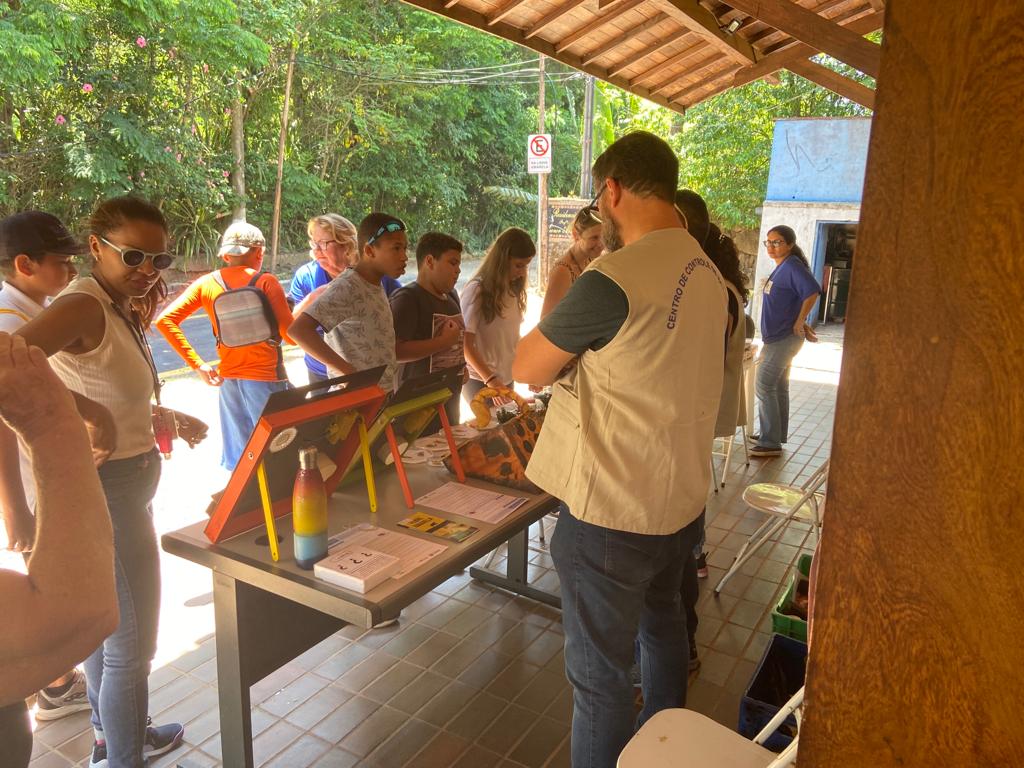 Estandes chamaram a atenção dos estudantes